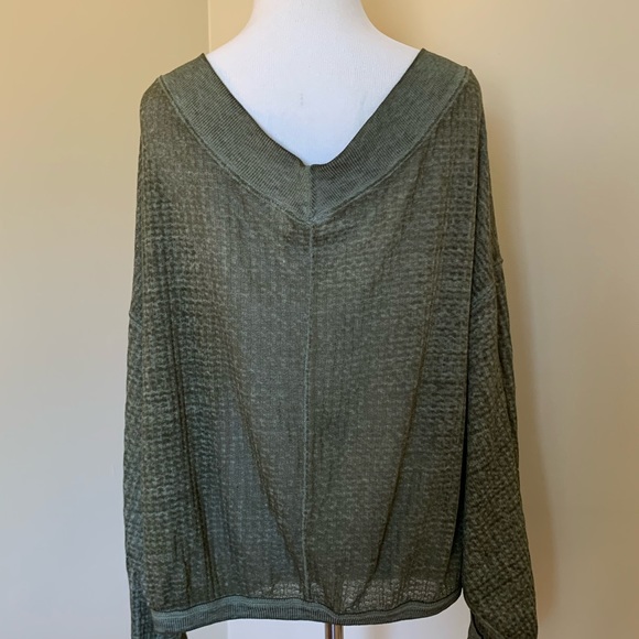 🆕 NWOT Free People Wide V Top - Picture 4 of 7